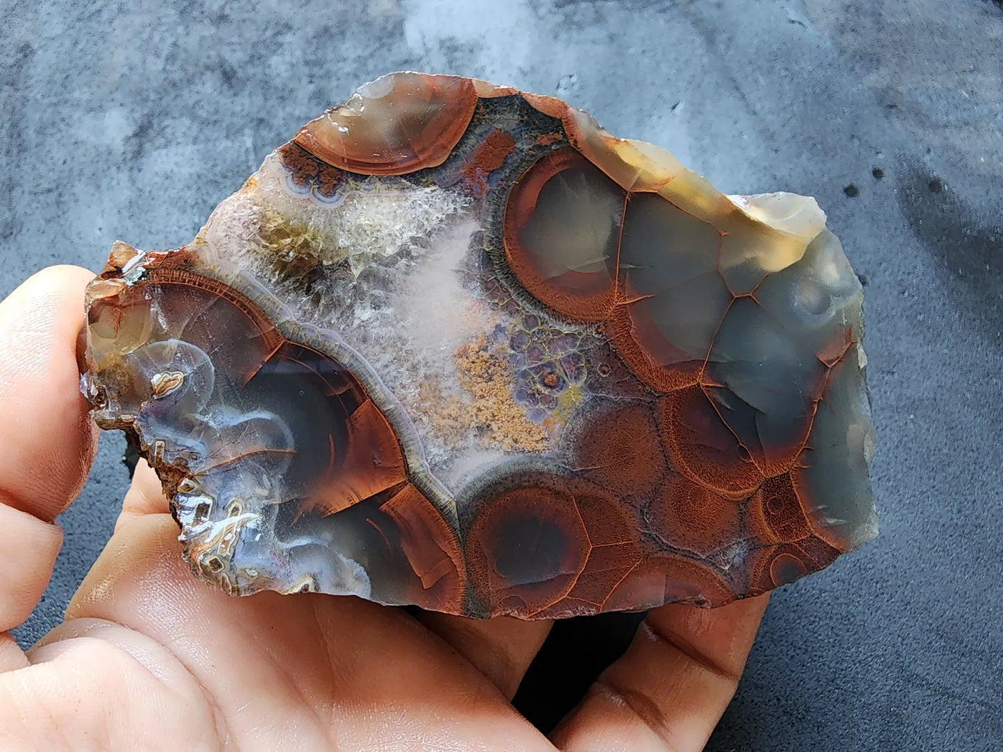 Bubble Red Agate