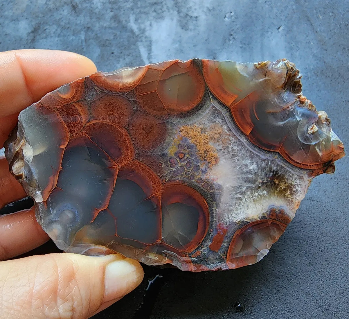 Bubble Red Agate