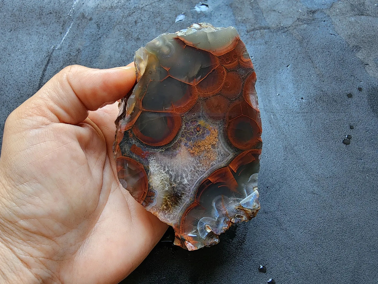 Bubble Red Agate