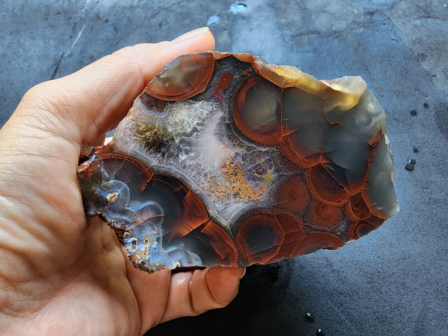 Bubble Red Agate