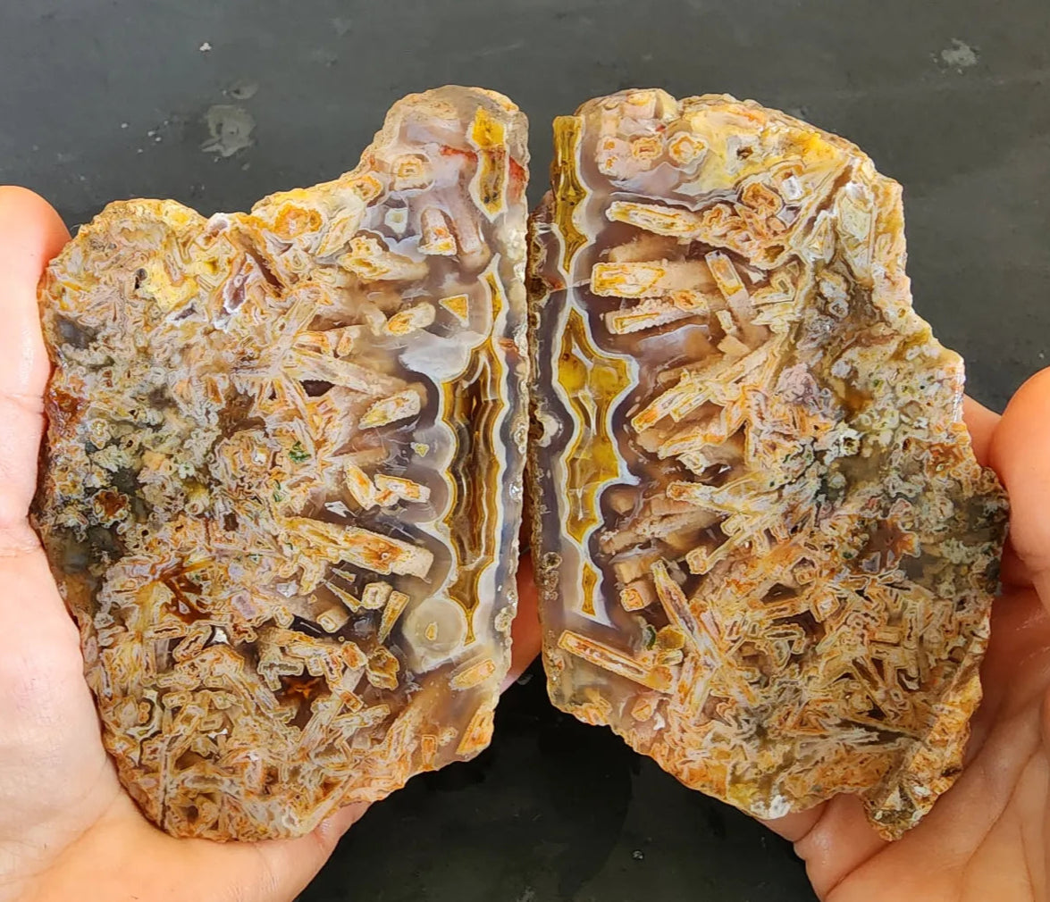Tube Agate