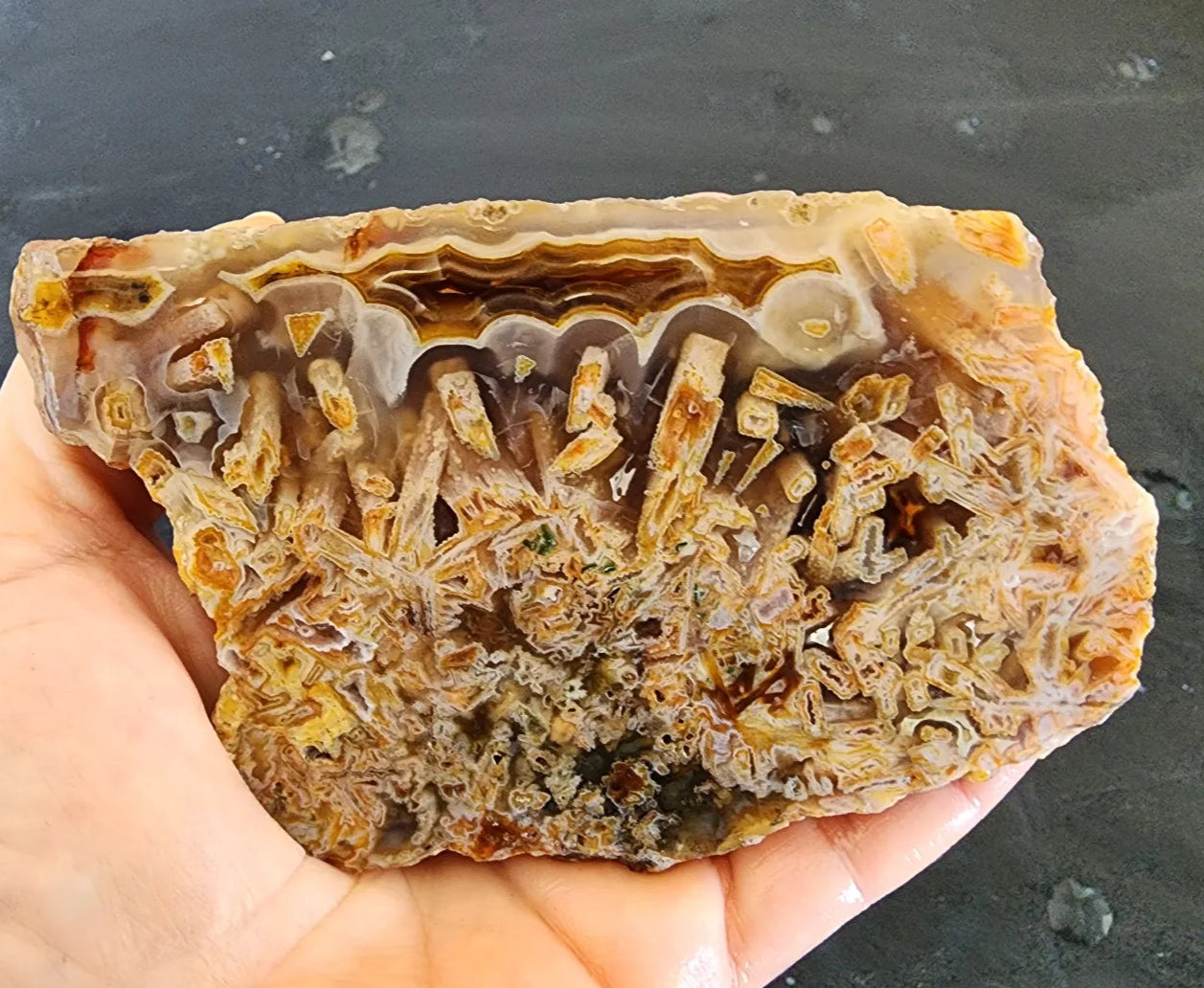 Tube Agate