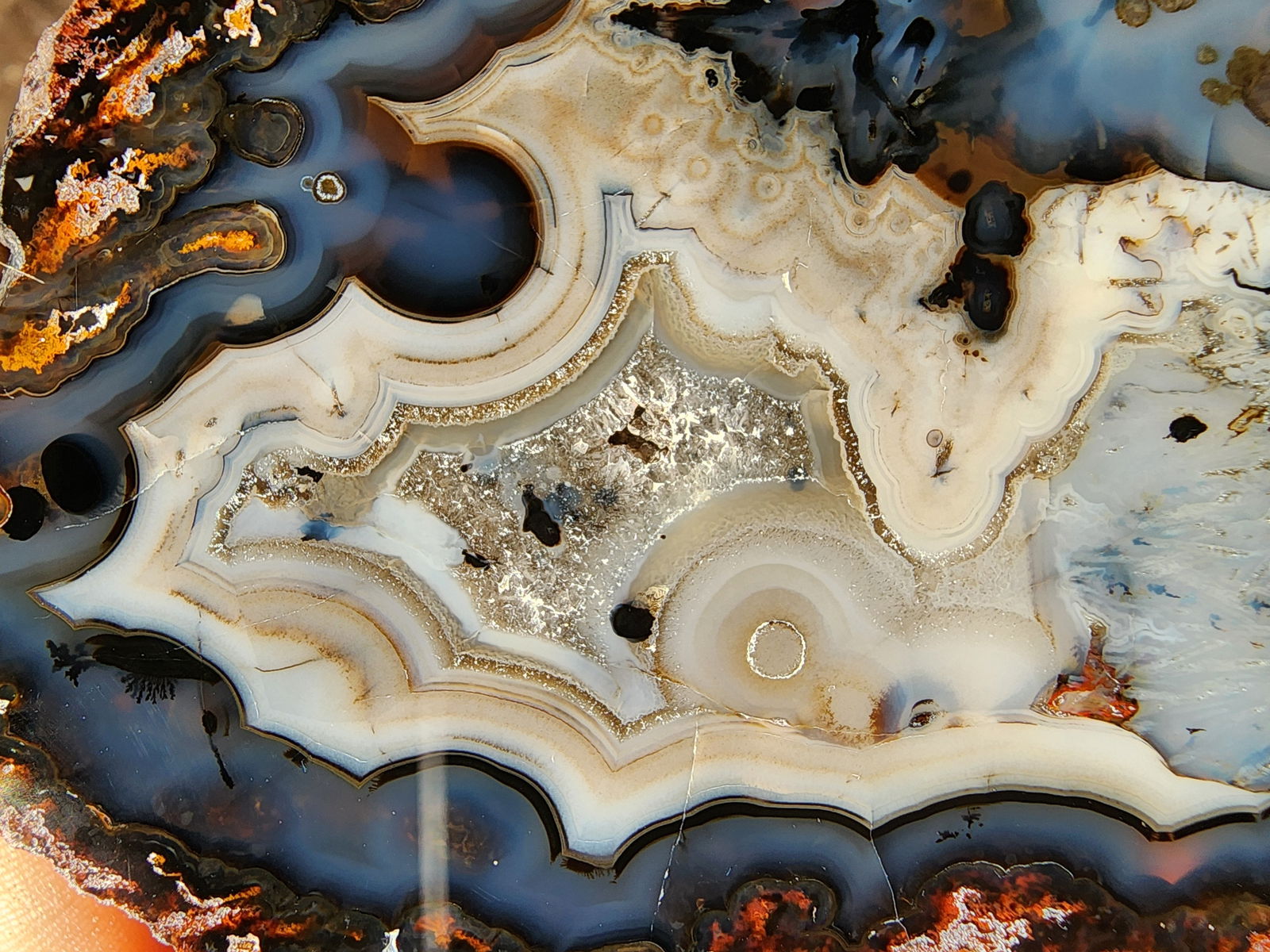 Polished Blue Agate - We❤️Rocks