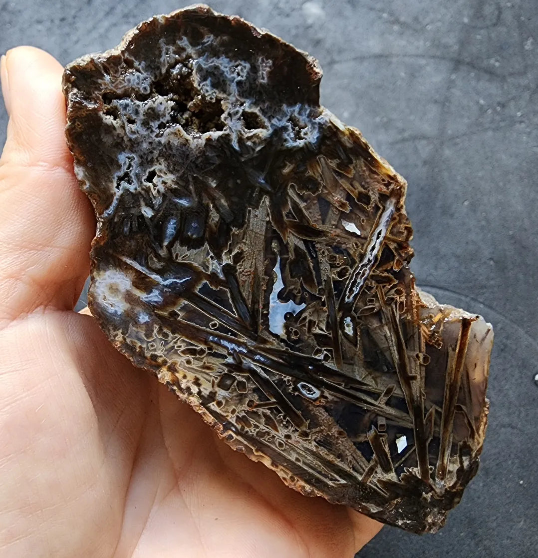 Rough Stick Agate